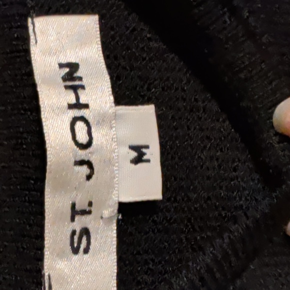 ST JOHN black tank top - size medium - Picture 2 of 7